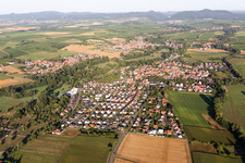 Vue aérienne de Quartier Billigheim in Billigheim-Ingenheim dans le département Rhénanie-Palatinat, Allemagne