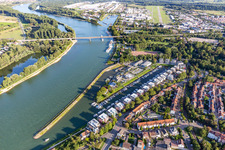 Marina à Speyer dans le département Rhénanie-Palatinat, Allemagne d'en haut