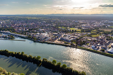 Photographie aérienne de Chantier du projet de construction résidentielle de bâtiments résidentiels et commerciaux au bord du Rhin à Spire : Alte Ziegelei / Franz-Kirmeier-Straße à Speyer dans le département Rhénanie-Palatinat, Allemagne