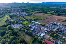 Vue aérienne de Club d'équitation et de conduite eV à le quartier Billigheim in Billigheim-Ingenheim dans le département Rhénanie-Palatinat, Allemagne