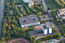 Vue aérienne de Complexe de bâtiments courbes de l'Institut pédagogique de l'État de Rhénanie-Palatinat à Speyer dans le département Rhénanie-Palatinat, Allemagne