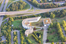 Photographie aérienne de Complexe de bâtiments courbes de l'Institut pédagogique de l'État de Rhénanie-Palatinat à Speyer dans le département Rhénanie-Palatinat, Allemagne