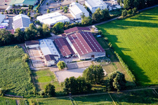 Vue aérienne de Ferme équestre à le quartier Minderslachen in Kandel dans le département Rhénanie-Palatinat, Allemagne