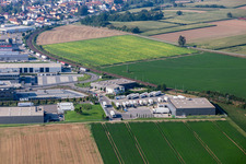 Zone industrielle Nord à Rülzheim dans le département Rhénanie-Palatinat, Allemagne vue du ciel