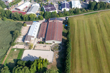 Vue aérienne de Boutique de la ferme de Kerth à le quartier Minderslachen in Kandel dans le département Rhénanie-Palatinat, Allemagne