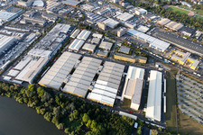 Vue aérienne de Locaux de l'usine d'appareillages Siemens AG à Francfort à le quartier Fechenheim in Frankfurt am Main dans le département Hesse, Allemagne