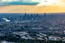 Vue aérienne de Horizon de l'est à le quartier Nordend-West in Frankfurt am Main dans le département Hesse, Allemagne