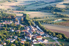 Vue aérienne de Château de Haroué à Haroué dans le département Meurthe et Moselle, France
