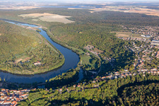 Vue aérienne de Moselknie, Domaine des Eaux Bleues à Pagny-la-Blanche-Côte dans le département Meuse, France