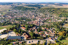 Vue aérienne de Rosières-aux-Salines dans le département Meurthe et Moselle, France