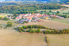 Du nord à Autigny-la-Tour dans le département Vosges, France