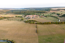 Vue aérienne de Au Vair à Autigny-la-Tour dans le département Vosges, France