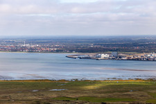 Vue aérienne de L'homme au bord de la mer/Mennesket ved havet à Esbjerg dans le département Syddanmark, Danemark