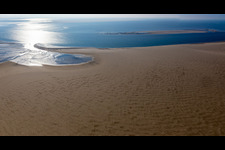 Vue aérienne de Banc de sable de la mer du Nord au Danemark, Fanø, asséché à marée basse à Fanø dans le département Syddanmark, Danemark