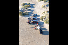 Cerfs-volants sur la plage à Fanø dans le département Syddanmark, Danemark d'en haut