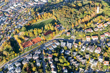 Vue aérienne de Ensemble d'installations sportives sur les prairies d'Engelberg avec le département de tennis SV Leonberg / Eltingen à Leonberg dans le département Bade-Wurtemberg, Allemagne