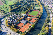 Vue aérienne de FV 09 Nürtingen eV, club de patinage et de tennis Nürtingen eV à Nürtingen dans le département Bade-Wurtemberg, Allemagne