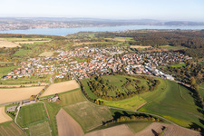 Vue aérienne de Quartier Dettingen in Konstanz dans le département Bade-Wurtemberg, Allemagne