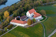 Hôtel Vogelsburg à le quartier Escherndorf in Volkach dans le département Bavière, Allemagne d'en haut