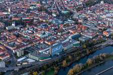 Vue aérienne de Maison SKF sur la Main à Schweinfurt dans le département Bavière, Allemagne
