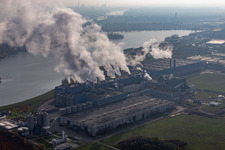 Vue aérienne de Moulin à papier de palme à Wörth am Rhein dans le département Rhénanie-Palatinat, Allemagne