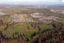 Vue aérienne de Du sud à le quartier Würmersheim in Durmersheim dans le département Bade-Wurtemberg, Allemagne