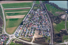 Vue aérienne de Grenzach-Wyhlen dans le département Bade-Wurtemberg, Allemagne
