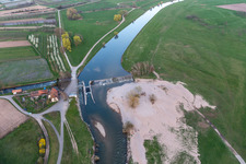 Vue aérienne de Aire de repos Am Großen Deich à le quartier Elgersweier in Offenburg dans le département Bade-Wurtemberg, Allemagne