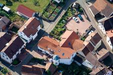 Vue aérienne de Hügelstr à le quartier Gräfenhausen in Annweiler am Trifels dans le département Rhénanie-Palatinat, Allemagne