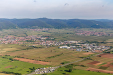 Vue oblique de Edenkoben dans le département Rhénanie-Palatinat, Allemagne