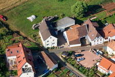 Vue aérienne de Hohlstr à le quartier Gräfenhausen in Annweiler am Trifels dans le département Rhénanie-Palatinat, Allemagne