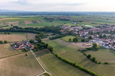 Minfeld dans le département Rhénanie-Palatinat, Allemagne hors des airs