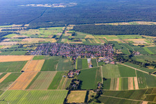 Minfeld dans le département Rhénanie-Palatinat, Allemagne vue d'en haut