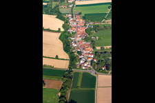 Vollmersweiler dans le département Rhénanie-Palatinat, Allemagne depuis l'avion