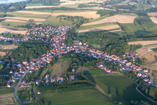Image drone de Neewiller-près-Lauterbourg dans le département Bas Rhin, France
