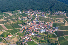 Quartier Gleiszellen in Gleiszellen-Gleishorbach dans le département Rhénanie-Palatinat, Allemagne vue d'en haut