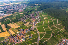 Quartier Pleisweiler in Pleisweiler-Oberhofen dans le département Rhénanie-Palatinat, Allemagne hors des airs