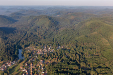 Vue aérienne de Ludwigswinkel dans le département Rhénanie-Palatinat, Allemagne