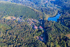 Vue aérienne de Camping Club Pirmansens à Schöntalweiher à Ludwigswinkel dans le département Rhénanie-Palatinat, Allemagne