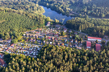 Camping Club Pirmansens à Schöntalweiher à Ludwigswinkel dans le département Rhénanie-Palatinat, Allemagne d'en haut