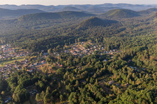 Vue aérienne de Ludwigswinkel dans le département Rhénanie-Palatinat, Allemagne