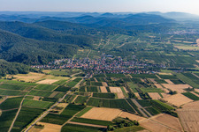 Oberotterbach dans le département Rhénanie-Palatinat, Allemagne vue d'en haut
