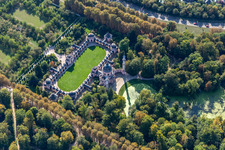 Vue aérienne de Mosquée dans le jardin du château à Schwetzingen dans le département Bade-Wurtemberg, Allemagne