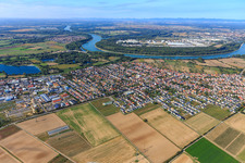 Vue aérienne de Les rives du Rhin à Altlußheim dans le département Bade-Wurtemberg, Allemagne