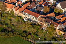 Vue aérienne de Vivre dans les remparts de la ville, Ludwigstr à Jockgrim dans le département Rhénanie-Palatinat, Allemagne