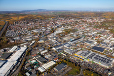 Photographie aérienne de Locaux de l'usine Aafes Europa à Grünstadt dans le département Rhénanie-Palatinat, Allemagne
