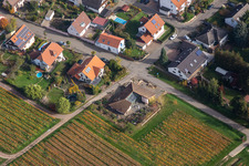 Vue aérienne de Anneau sud à le quartier Schweigen in Schweigen-Rechtenbach dans le département Rhénanie-Palatinat, Allemagne