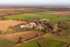 Vue aérienne de Ranch Palatin à Steinweiler dans le département Rhénanie-Palatinat, Allemagne