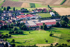 Vue aérienne de Vogelsitze GmbH, Kleinsteinbacherstraße 44 à le quartier Stupferich in Karlsruhe dans le département Bade-Wurtemberg, Allemagne