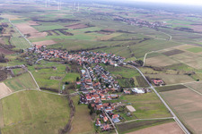 Oberhausen dans le département Rhénanie-Palatinat, Allemagne vu d'un drone